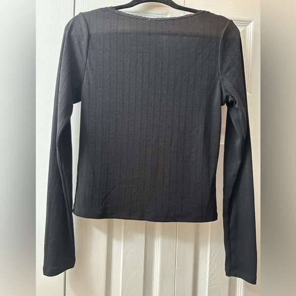 HM long sleeve lace trim top - Picture 3 of 6